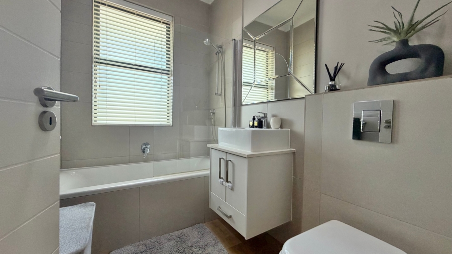 2 Bedroom Property for Sale in Sitari Country Estate Western Cape